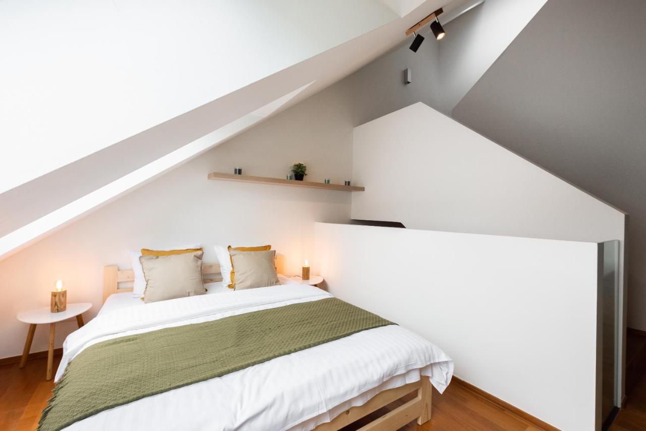 Apartment With Balcony And Parking Near The Prague Museum Exterior foto